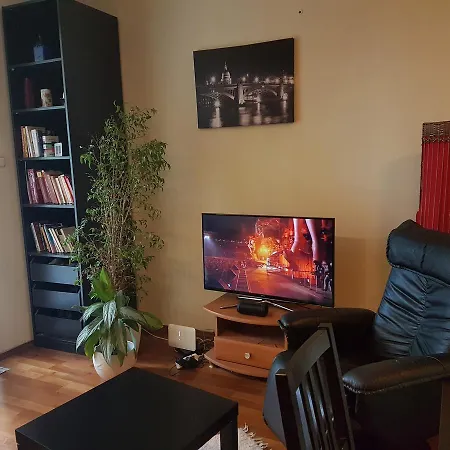 Riverside Apartman *